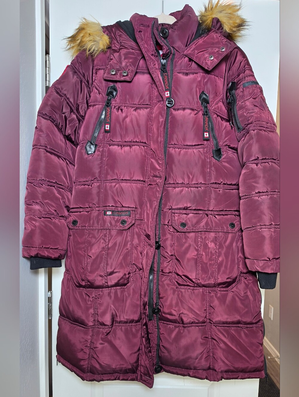 Canada Weather Gear Women’s XL Long Puffer Parka Faux Fur Hood Burgundy - Picture 2 of 16